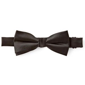 NWT Van Heusen Black Neck Bow Tie